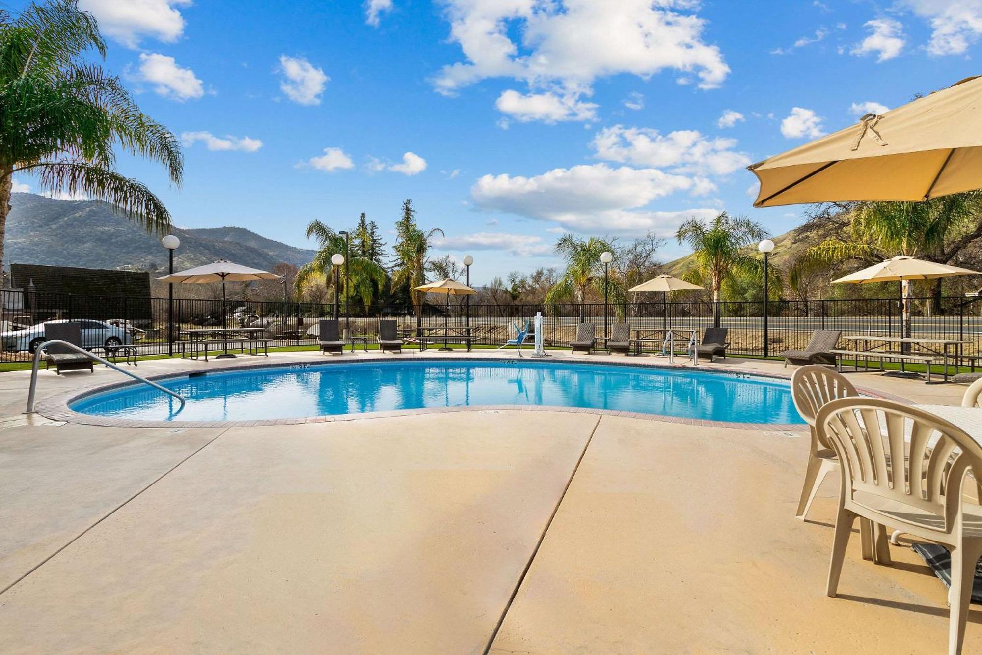 Comfort Inn & Suites Sequoia Kings Canyon Three Rivers Exteriér fotografie