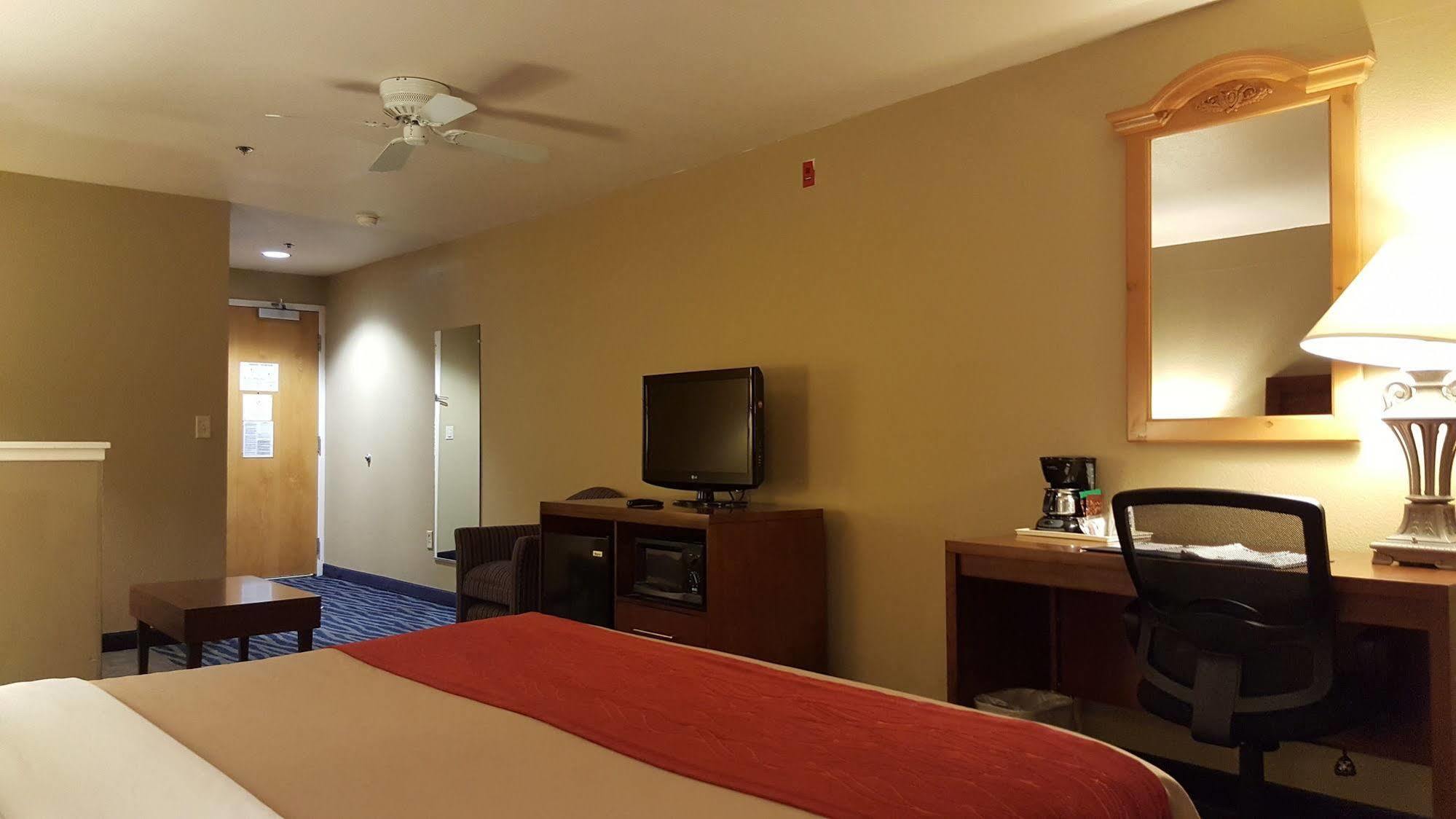 Comfort Inn & Suites Sequoia Kings Canyon Three Rivers Exteriér fotografie