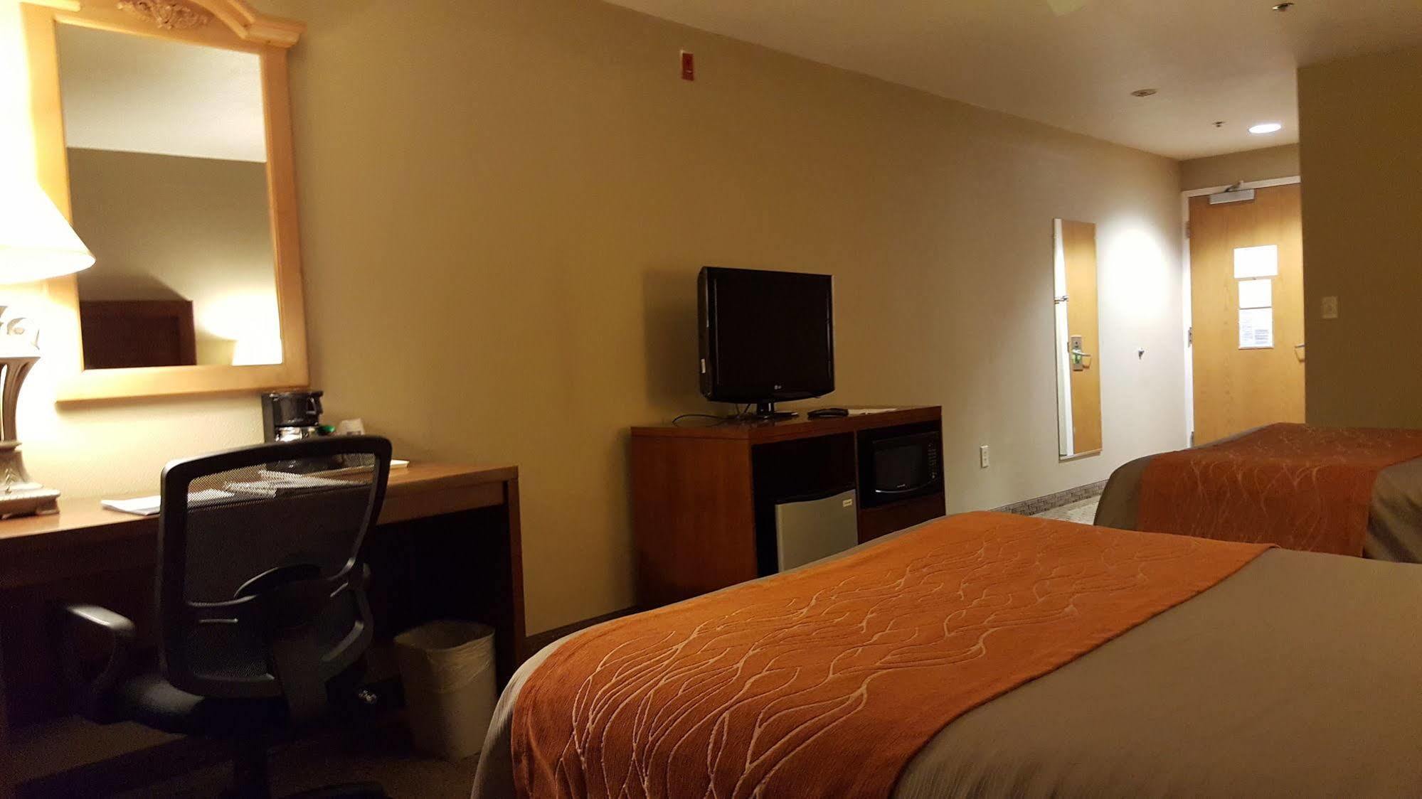 Comfort Inn & Suites Sequoia Kings Canyon Three Rivers Exteriér fotografie
